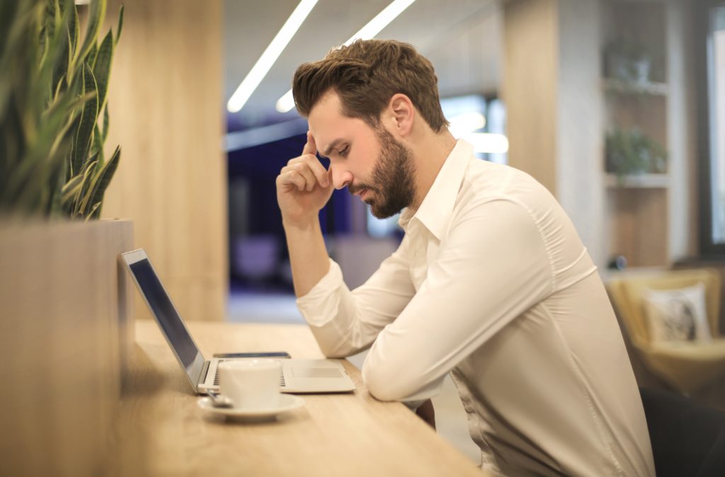 Making Money Online Is Not Easy - Tips To Consider